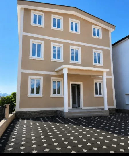 Tirane, jepet me qera Vile Kati 4, 400 m² 1.500 € (Kamez)
