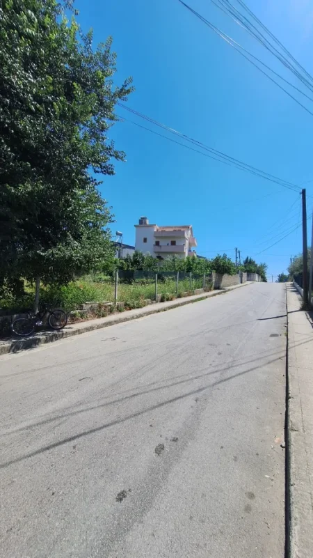 Tirane, shes truall , 960 m² 144.000 € 