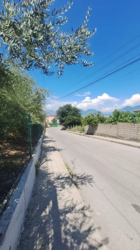 Tirane, shes truall , 960 m² 144.000 € 