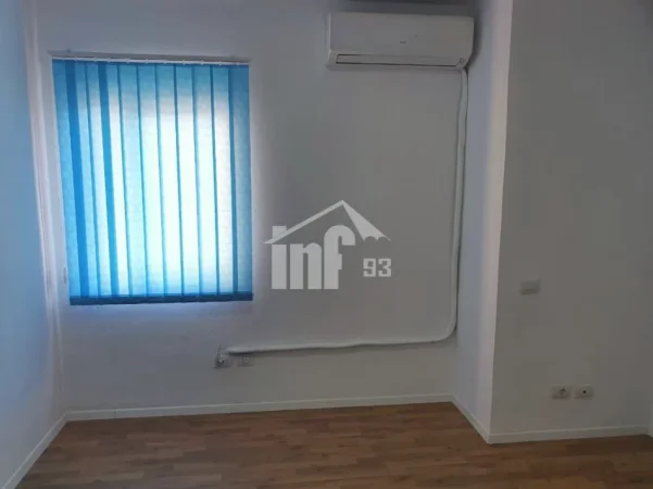 Tirane, jepet me qera zyre Kati 6, 75 m² 500 € (NË RRUGËN E “KOSOVARËVE”)