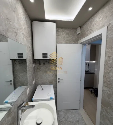 Tirane, jepet me qera apartament 1+1+Ballkon Kati 2, 65 m² 500 € (Brryli)