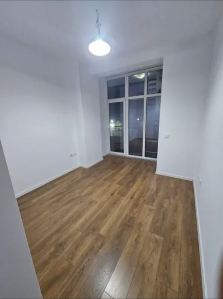 Tirane, jepet me qera apartament Kati 1, 125 m² 1.391 € 