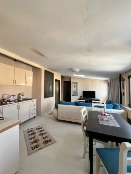 Tirane, shitet apartament , 140 m² 200.000 €