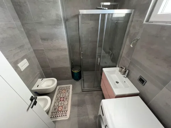Shitet, Apartament 2+1+2, Liqeni i Thate, 124m2, 290.000 euro