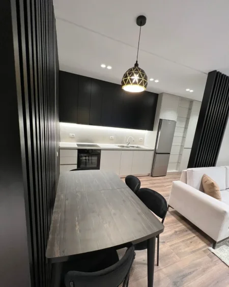 Apartament me qira "Ish Fusha e Aviacionit" 2+1 Kati 7, 82 m² 700 €