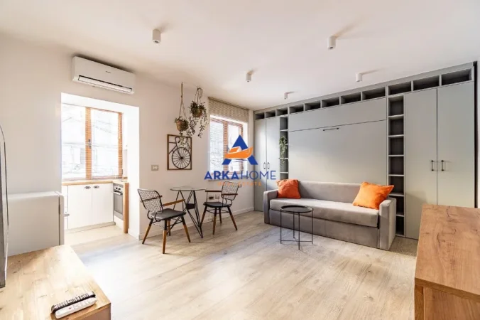 Tirane, shitet ambjent biznesi Kati -1, 230 m² 270.000 € 