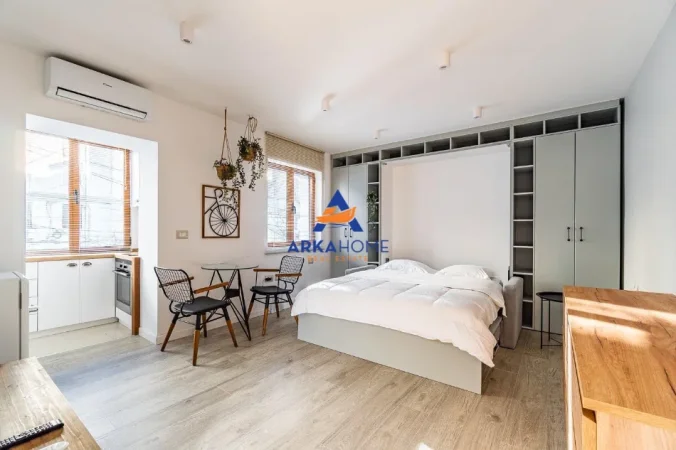 Tirane, shitet ambjent biznesi Kati -1, 230 m² 270.000 € 