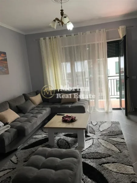 Tirane, jepet me qera apartament 1+1 Kati 3, 78 m² 500 € (Kompleksi Green City)