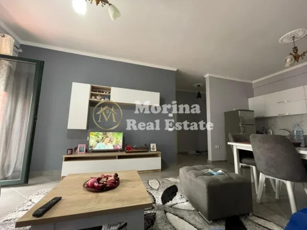 Tirane, jepet me qera apartament 1+1 Kati 3, 78 m² 500 € (Kompleksi Green City)