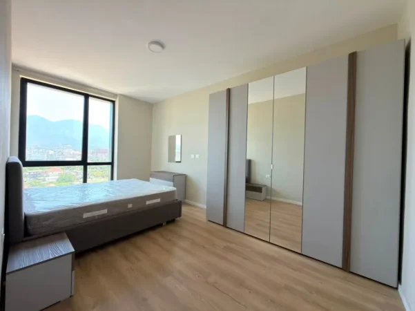 Tirane, jepet me qera apartament 2+1 Kati 8, 68 m² 700 € (bulevardi i ri)