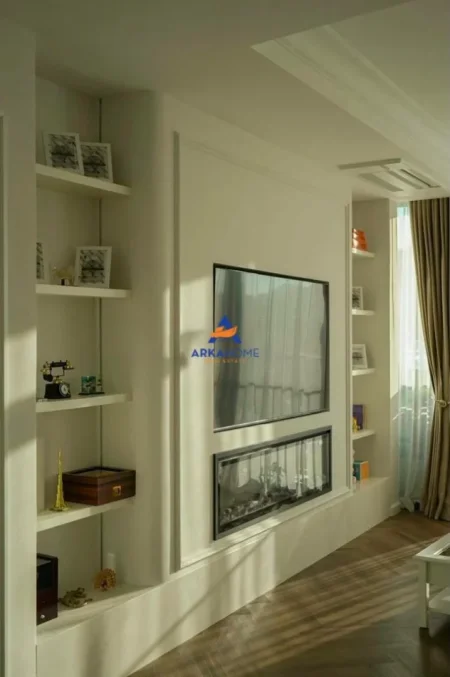Tirane, shitet apartament 2+1+Ballkon Kati 10, 129 m² 690.000 € 