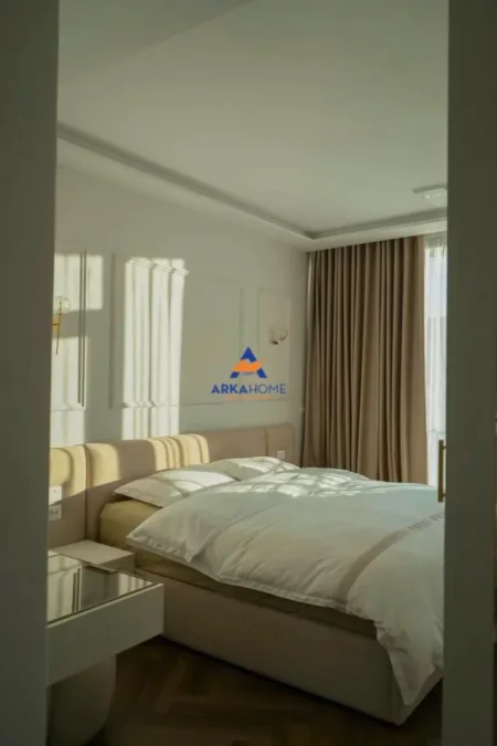 Tirane, shitet apartament 2+1+Ballkon Kati 10, 129 m² 690.000 € 