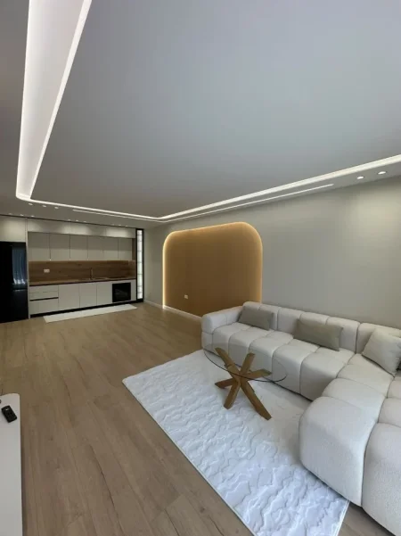 Tirane, shitet apartament 2+1 Kati 3, 109 m² 165.000 € (Astir)
