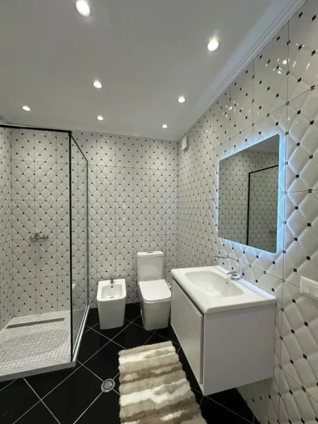 Tirane, shitet apartament 2+1 Kati 3, 109 m² 165.000 € (Astir)