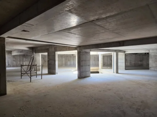 Tirane, shitet garazh | post parkimi Kati -1, 37 m² 