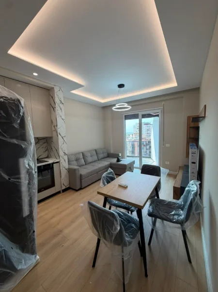 Tirane, jepet me qera apartament 1+1 Kati 5, 55 m² 550 € (Don Bosko)