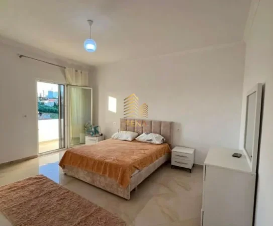 Tirane, jepet me qera apartament 2+1+Ballkon Kati 2, 120 m² 450 € (Sanatorium)