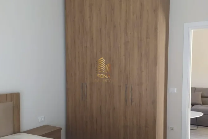 Tirane, jepet me qera apartament 1+1 Kati 3, 60 m² 350 € (Shkoze)
