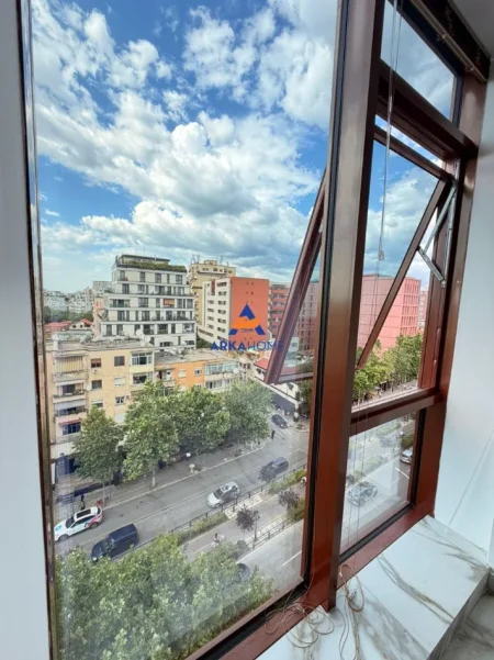 Tirane, jepet me qera apartament 1+1+Ballkon Kati 6, 70 m² 1.200 € 