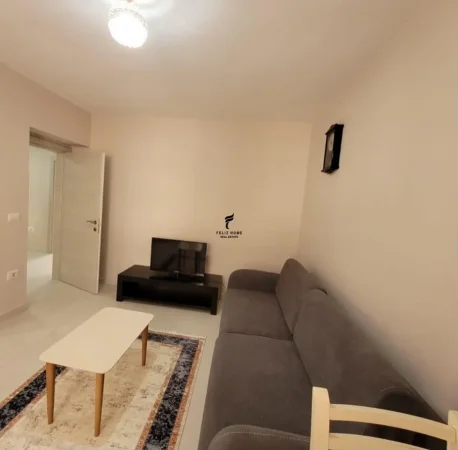 Tirane, jepet me qera apartament 2+1 Kati 2, 74 m² 650 € (MYSLYM SHYRI)