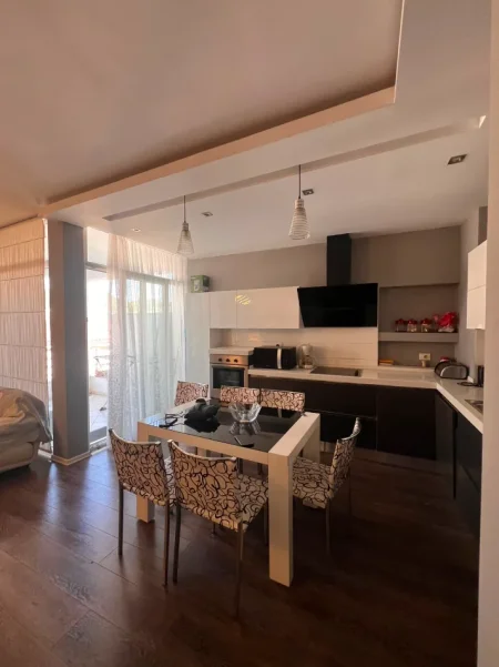 Tirane, jepet me qera apartament 2+1 Kati 2, 91 m² 750 € (Kodra e Diellit 1)