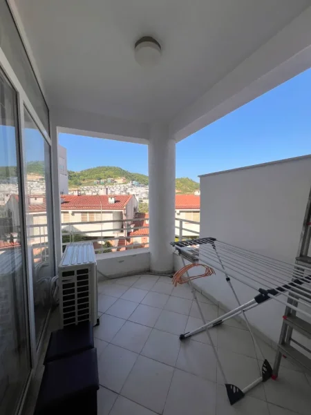 Tirane, jepet me qera apartament 2+1 Kati 2, 91 m² 750 € (Kodra e Diellit 1)