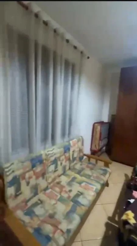Tirane, jepet me qera apartament 2+1 Kati 1, 100 m² 500 € (Kristal Center)