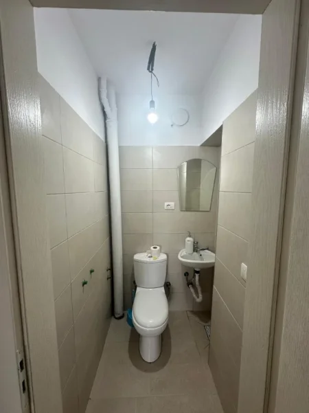 Tirane, jepet me qera shtepi Vile 2 Katshe Kati 2, 500 m² 600 € (Yzberisht 2)