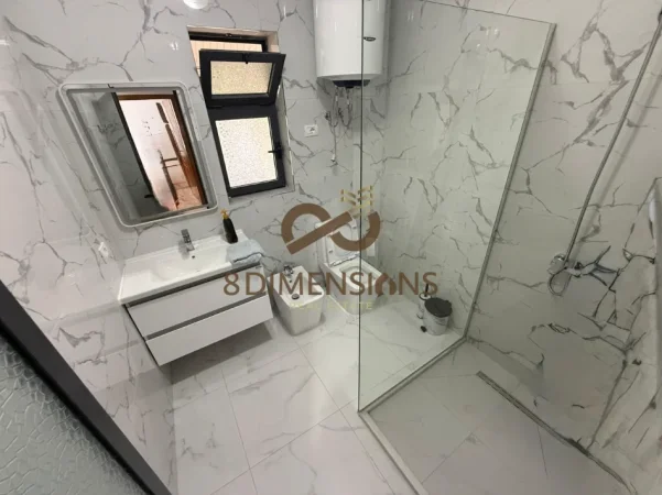 Tirane, jepet me qera Vile Vile 2 Katshe Kati 2, 1.500 m² 1.200 € (Kombinat)