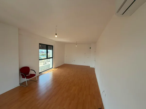 Me Qira - 3 Ambiente Pune 2wc & 1Bllkn || Kati i 8-të || (📍Porcelan - Kompleksi ASL, Godina 1), me pamje fantastike || 105 m² Çmimi: 55,000 Leke/Muaj