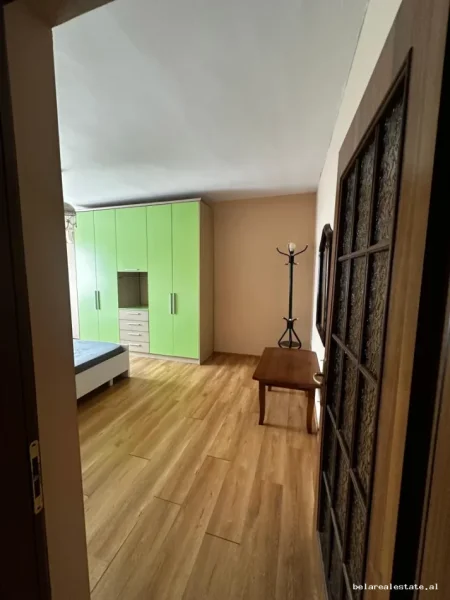 Tirane, jepet me qera apartament 2+1+Ballkon Kati 3, 86 m² 540 € (Pediatria)