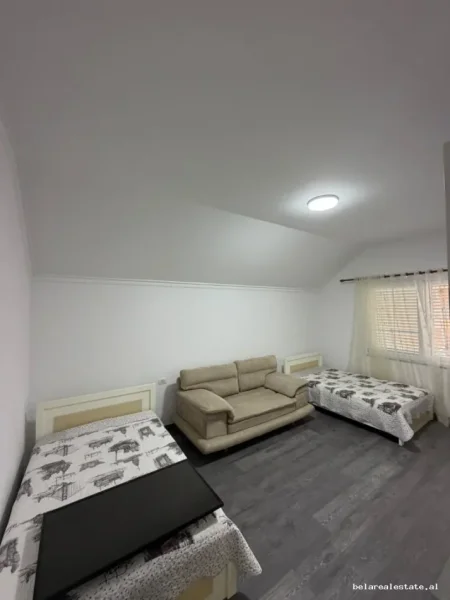 Tirane, jepet me qera Vile Vile 3 Katshe Kati 3, 110 m² 540 € (Siri Kodra)