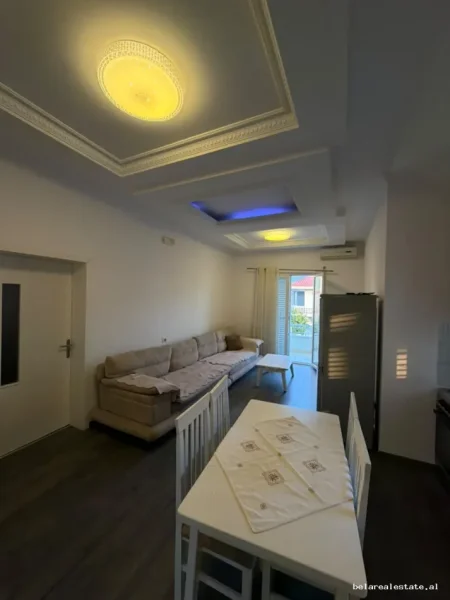 Tirane, jepet me qera Vile Vile 3 Katshe Kati 3, 110 m² 540 € (Siri Kodra)
