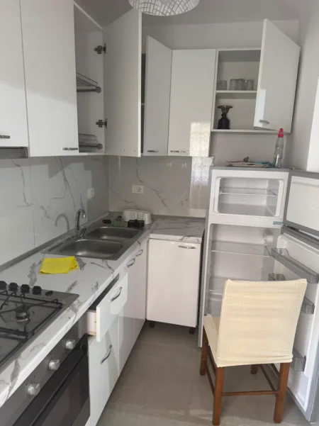 Tirane, jap me qera apartament 1+1+Aneks+Ballkon , 1 m² 500 € 