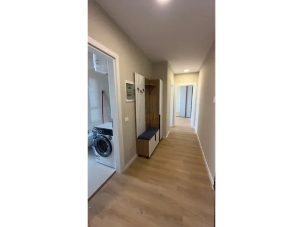 Qera, Apartament 2+1, Bulevardi i Ri, Tirane . 0696069906
