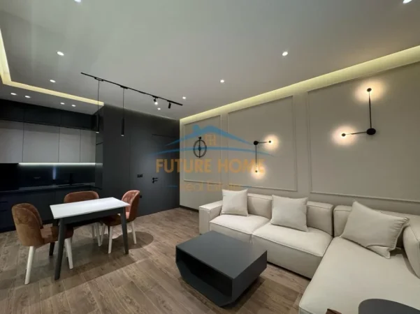 Tirane, jepet me qera apartament 1+1+Ballkon Kati 7, 76 m² 1.000 € (Delijorgji)