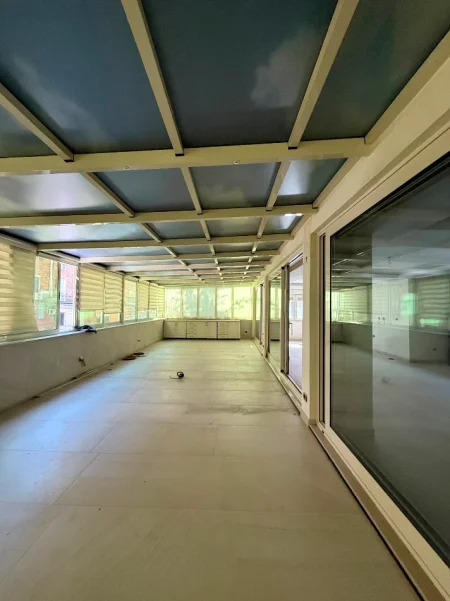 Tirane, shitet apartament 2+1 Kati 2, 131 m² 410.000 € (Shallvaret)
