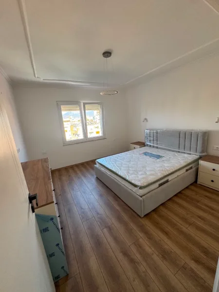 Tirane, jepet me qera apartament 1+1 Kati 6, 60 m² 550 € (Vasil Shanto)