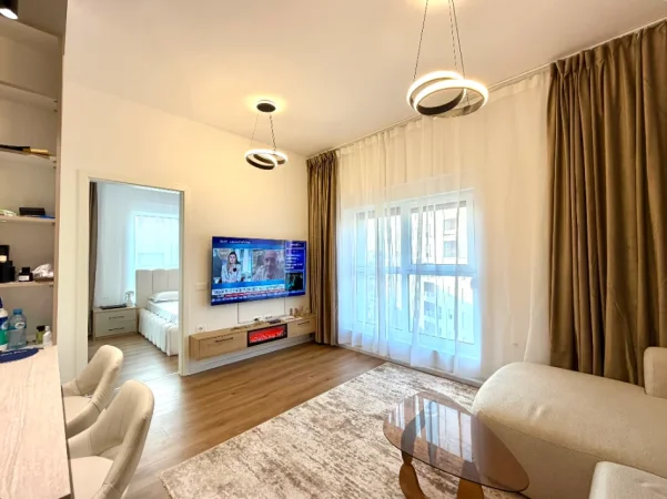 🥂Shitet: 1+1 &Ballkon 📍Ali Demi - Res. KADIU (60m2) 100% i Ri & i Mobiluar || €110,000 (1,660€/m2 pa Mobilimin)