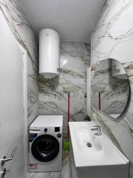 Tirane, shitet apartament 2+1 Kati 6, 104 m² 270.400 € (Rruga Mine Peza)