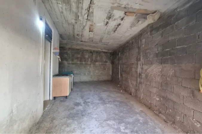 Radhime - Orikum, shitet Vile 3+1+Ballkon , 223 m² 150.000 € (Orikum, Vlore)