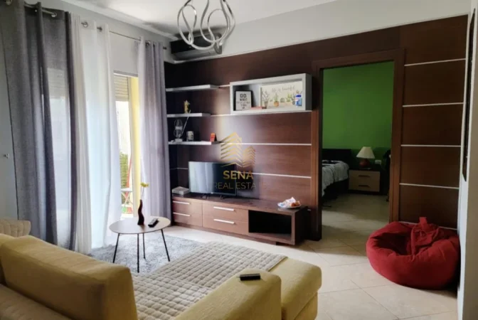 Tirane, jepet me qera apartament 1+1+Ballkon Kati 3, 60 m² 500 € (Ali Demi)
