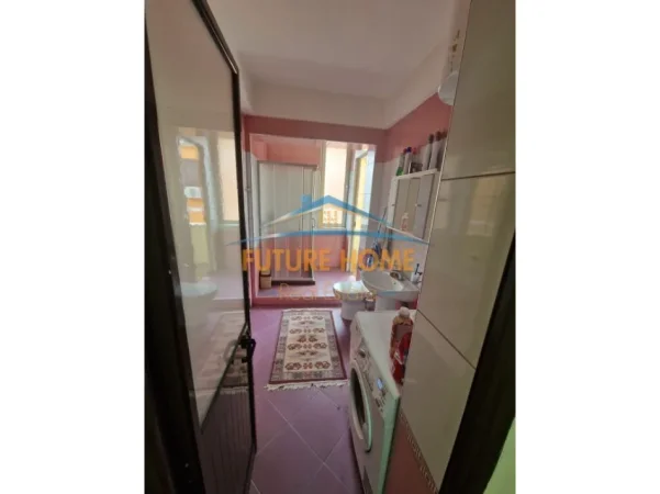 Tirane, shitet apartament 1+1+Aneks+Ballkon Kati 3, 70 m² 155.000 € (Ambasada Amerikane)