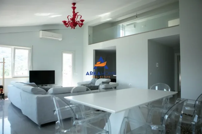 Tirane, shitet apartament 3+1+Ballkon Kati 6, 559 m² 866.000 € 