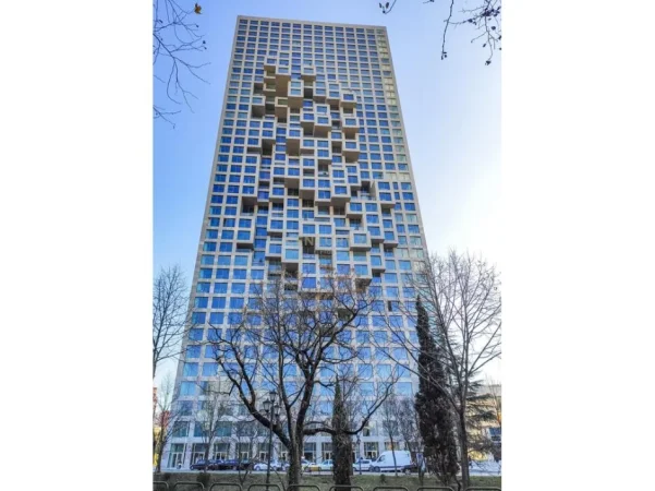 Tirane, shes zyre Kati 16, 461 m² 2.400.000 € (DownTown)
