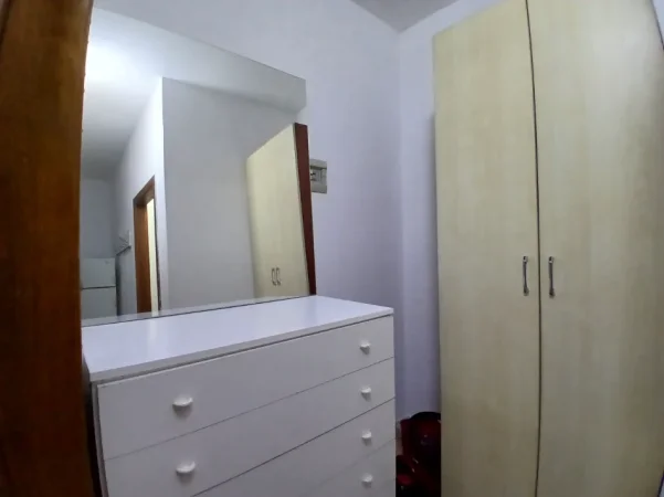 Shqiperi, jepet me qera apartament 1+1 Kati 9, 50 m² 430 € (Doro hotel)