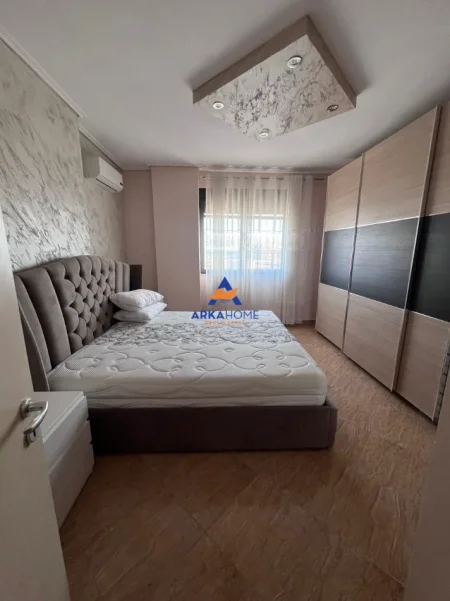 Durres, jepet me qera apartament 2+1+Ballkon Kati 5, 100 m² 500 € 