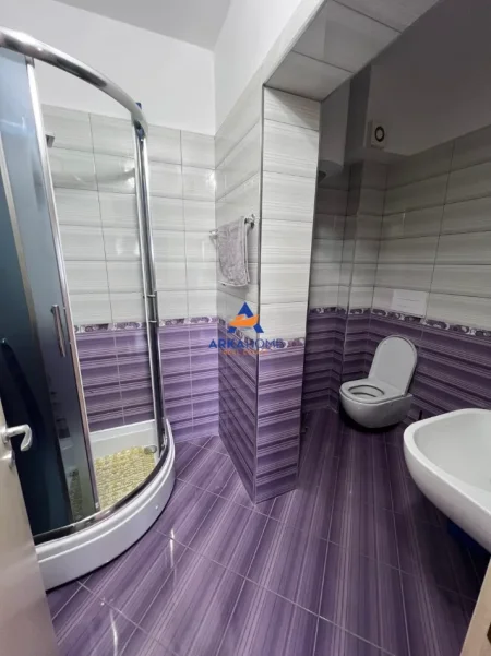 Durres, jepet me qera apartament 2+1+Ballkon Kati 5, 100 m² 500 € 