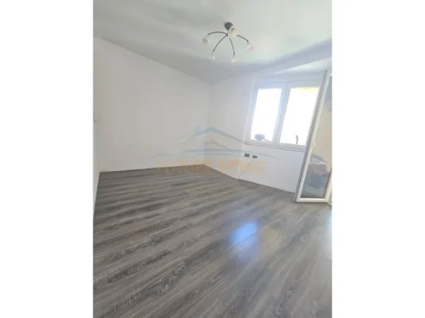 Tirane, shitet apartament 2+1 Kati 6, 90 m² 179.000 € (Fusha e Aviacionit)
