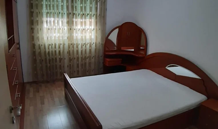 Tirane, jepet me qera apartament 1+1 Kati 3, 430 € 